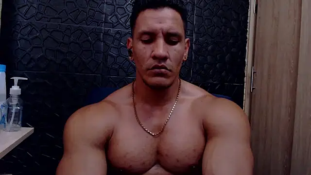 viktor_herrera's cam snapshot