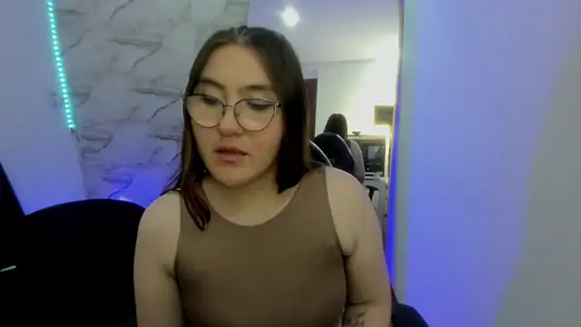 conniejames_m's cam snapshot