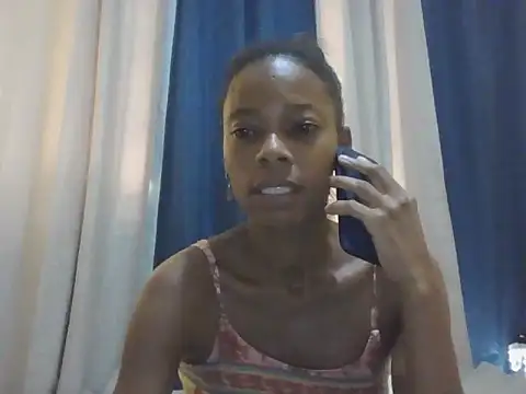 adele-33 live sex cam