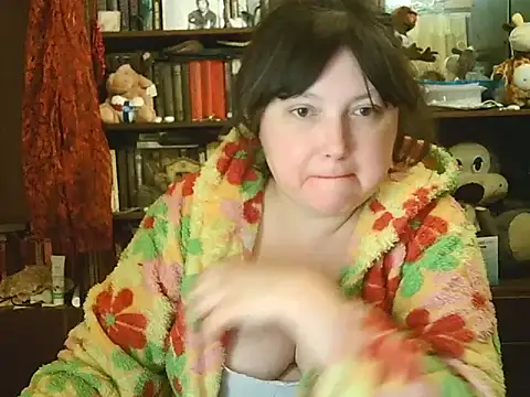 CarrieQPeach's cam snapshot