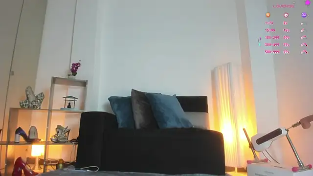 MontserratMarie's cam snapshot