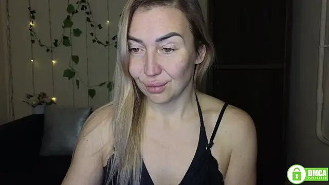 Kiss_julli88I's cam snapshot