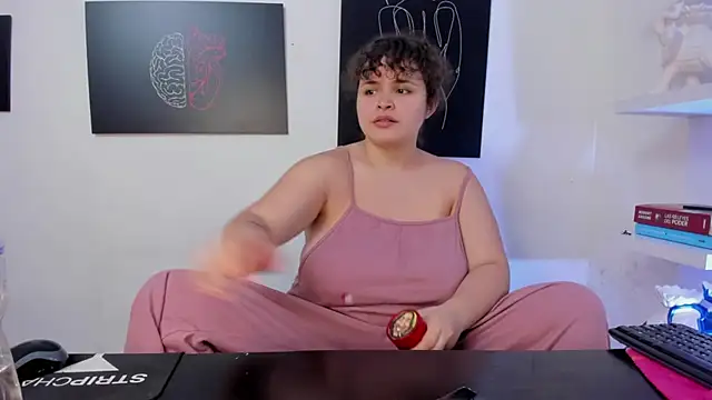 SeleneLuminari8's cam snapshot