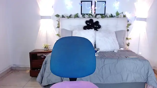 Megan_05_'s cam snapshot