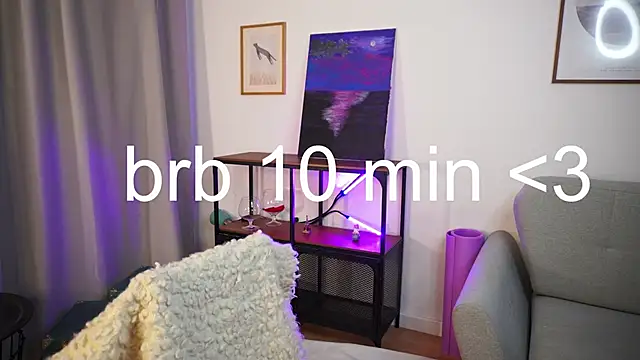 KatiePuig's cam snapshot