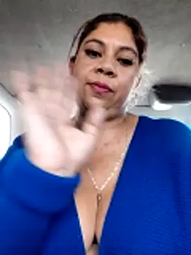 Laura-Hernandez live sex cam