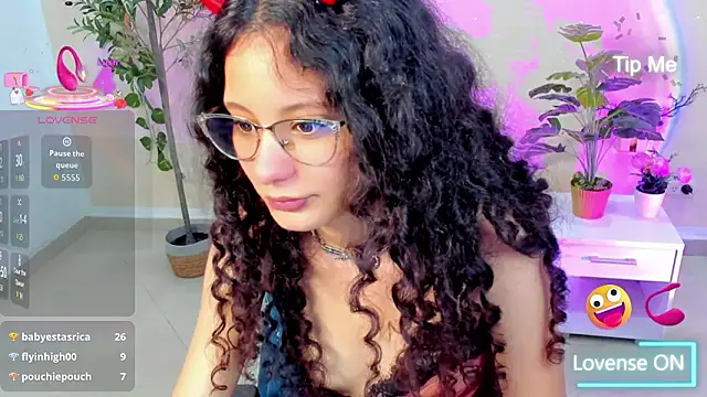 Krysten_Riter's cam snapshot