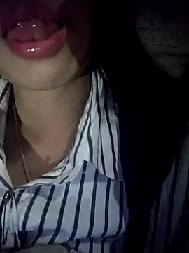 tiny-alice's cam snapshot