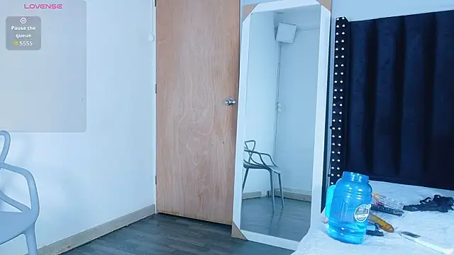 hotlatinateacher's cam snapshot