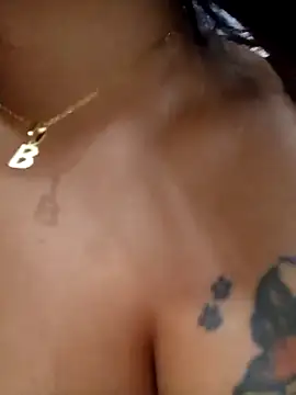 Naugthy-Mey's cam snapshot