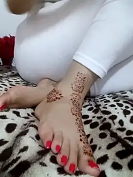 Bombamom's cam snapshot