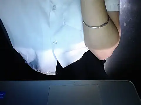 maian_love's cam snapshot