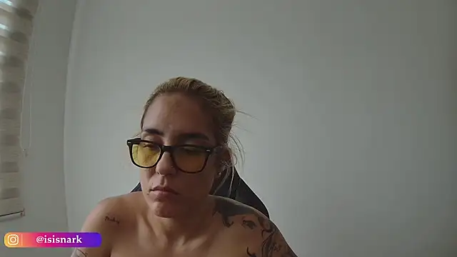 ValkyriaRose's cam snapshot