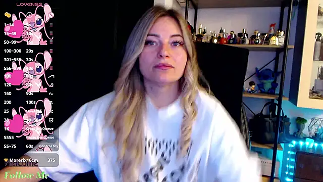 Rania_Stitch's cam snapshot