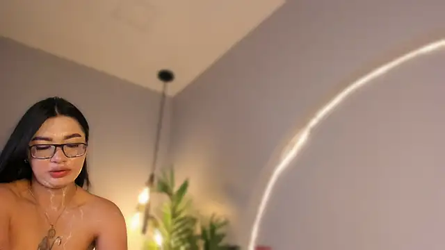 Juli_Casanova's cam snapshot