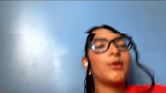 EstelleSchmeichel's cam snapshot