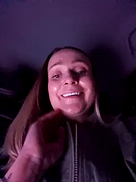 Bondgirl_013's cam snapshot