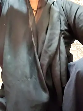 Indian-Nazia's cam snapshot