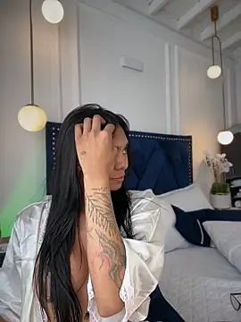 LuckyGoddessXXX's cam snapshot