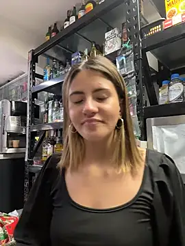 Andrea_19blonde's cam snapshot