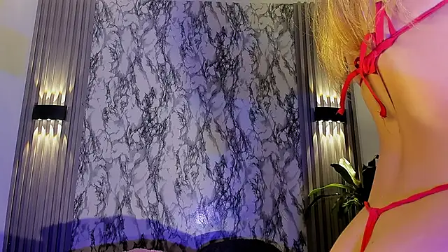 Dulcineaa_22's cam snapshot