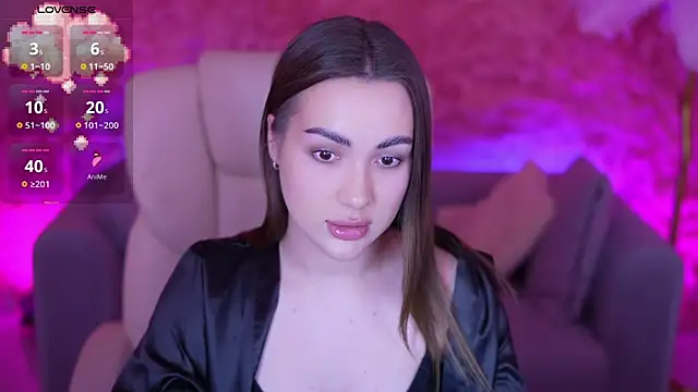 OliviaMoore_'s cam snapshot