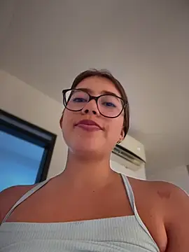 sara_calderon live sex cam