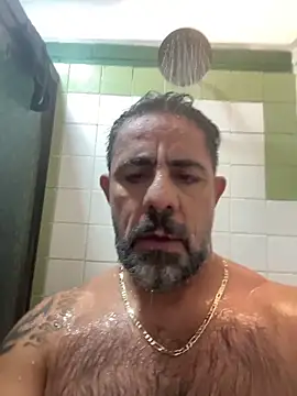 wolfbucker live sex cam