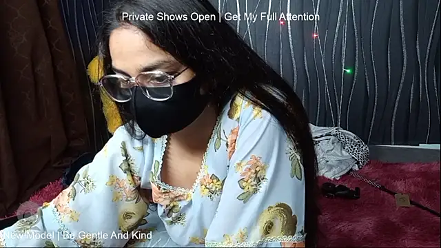 Cuckqueen-Khushi live sex cam