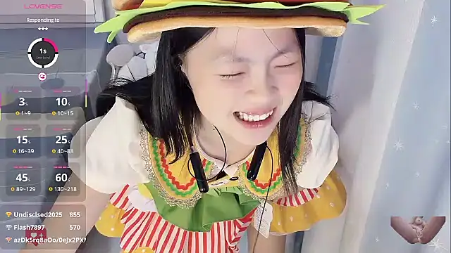 Lena-yyds's cam snapshot