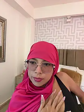 naishaa_'s cam snapshot