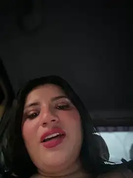 horny_roomiess live sex cam