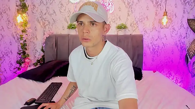 Bonny_and_carrot's cam snapshot