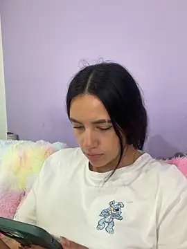 Marianahb-e's cam snapshot