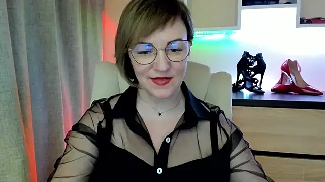 feliziaDesire's cam snapshot