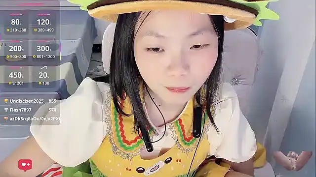 Lena-yyds's cam snapshot