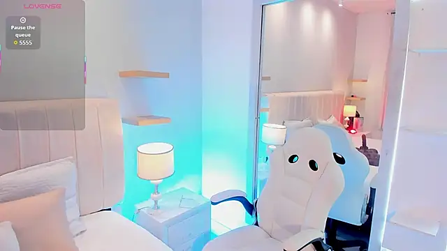 manyaa_'s cam snapshot