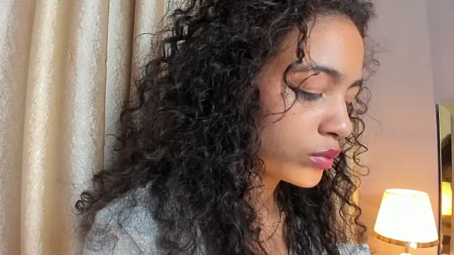 AntonellaHall_'s cam snapshot