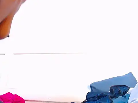 LuciousLips96's cam snapshot