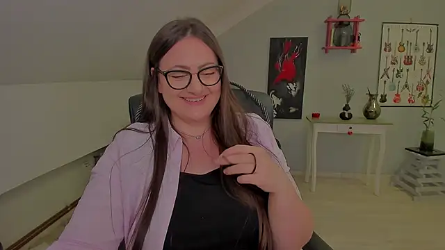 MistressDarrah's cam snapshot