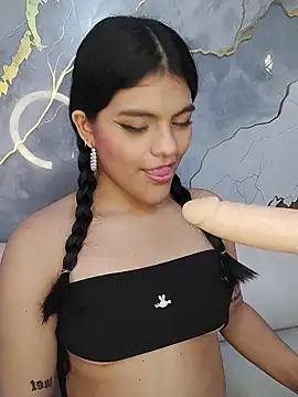 NIKIBUNNY's cam snapshot