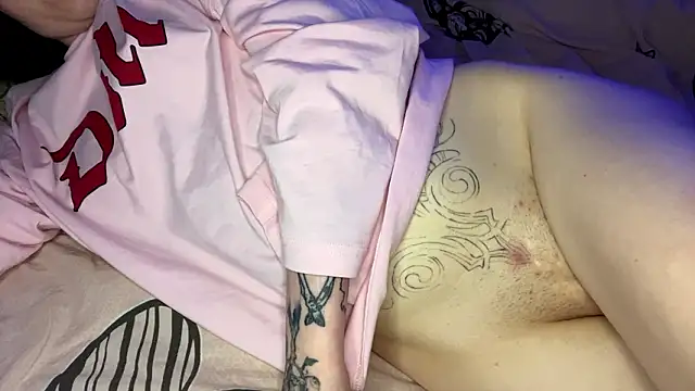 KateSzaflarski's cam snapshot