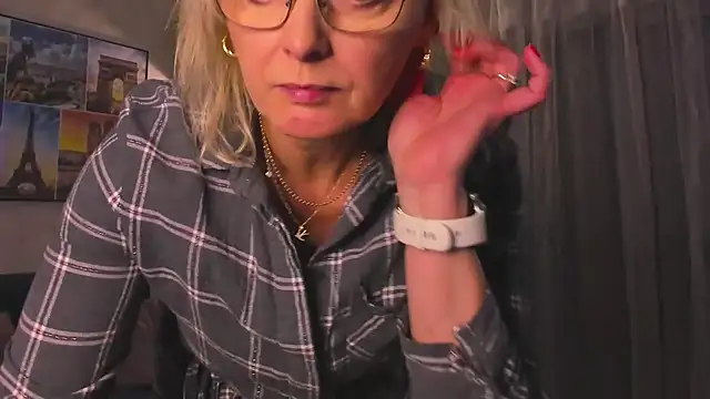 vanessa_chat's cam snapshot