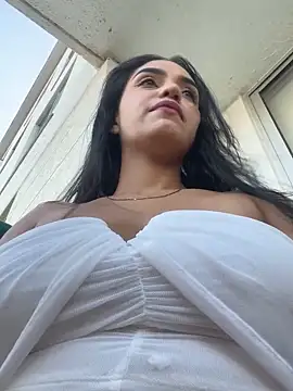 Sara-77's cam snapshot