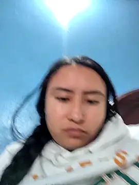 Venuz_Rivers_'s cam snapshot