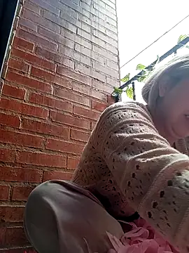 madelaine- live sex cam