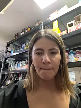 Andrea_19blonde's cam snapshot