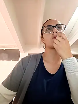 Jade_1-9's cam snapshot