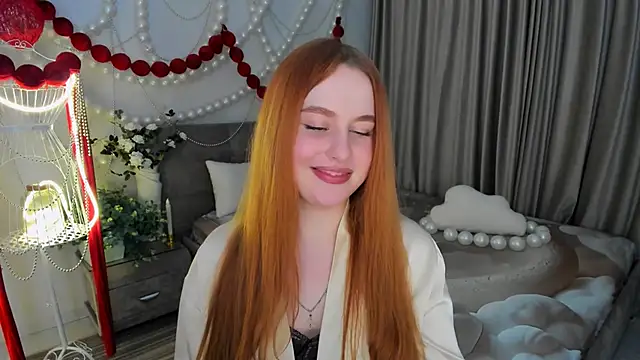 AirySilhouette's cam snapshot