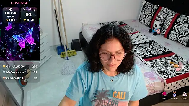 soniafuckboobs live sex cam